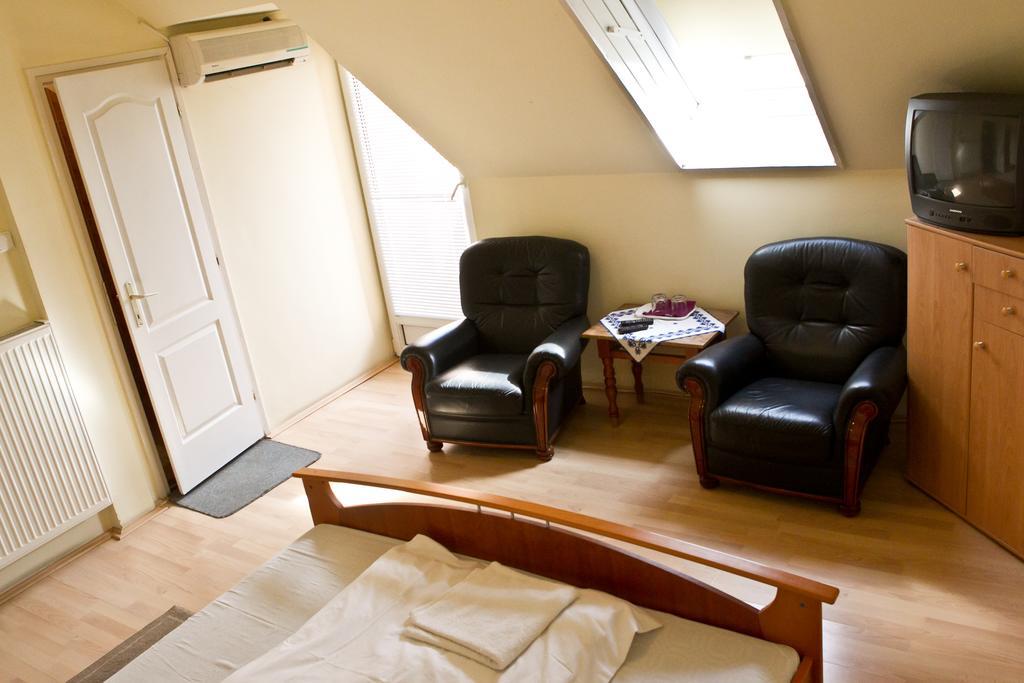 Bed and Breakfast Szekely Fogado à Tunyogmatolcs Chambre photo